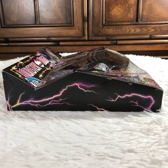 NWOT Monster High SIRENA VON BOO Freaky Fusion - Picture 13 of 16
